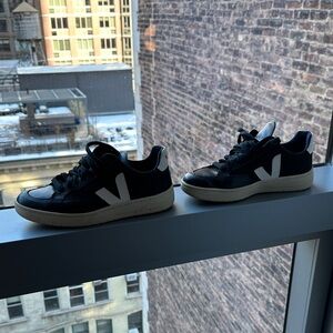Veja Women’s Sneakers in Black and White